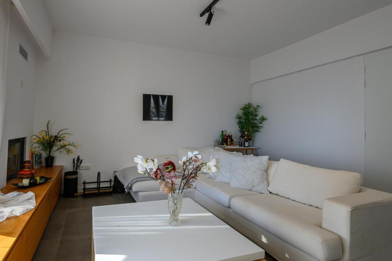 Villa 5 Meters From The Beach Chrani Exterior foto