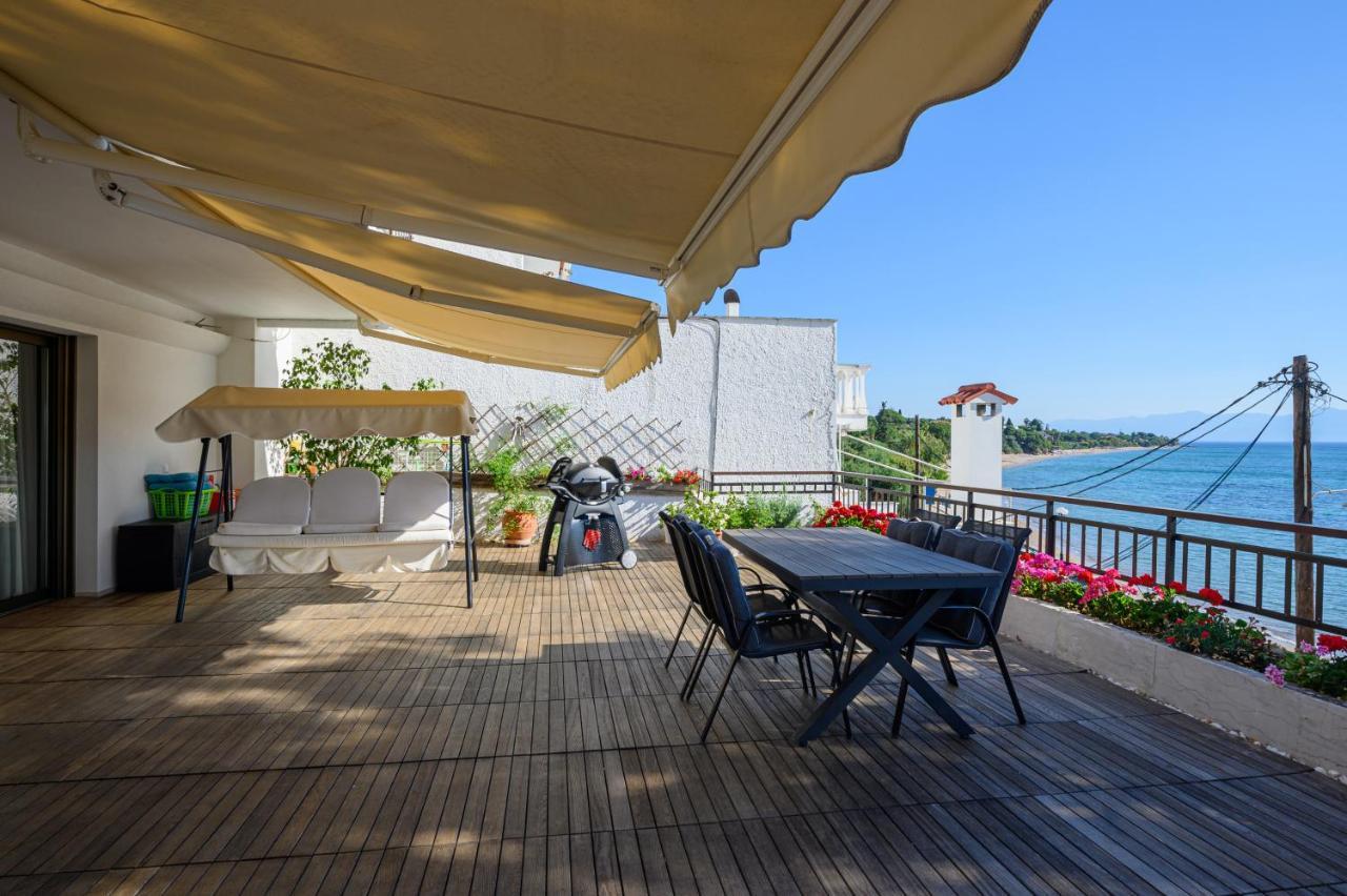 Villa 5 Meters From The Beach Chrani Exterior foto
